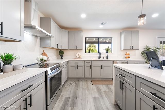 5574 South Mojave Road, Las Vegas, NV 89120