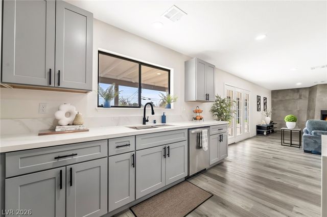 5574 South Mojave Road, Las Vegas, NV 89120