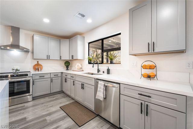 5574 South Mojave Road, Las Vegas, NV 89120