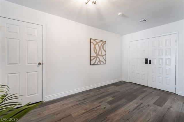 5574 South Mojave Road, Las Vegas, NV 89120