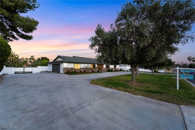 5574 South Mojave Road, Las Vegas, NV 89120