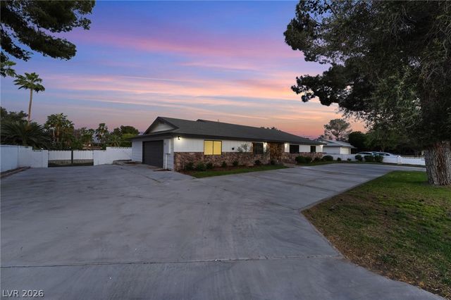 5574 South Mojave Road, Las Vegas, NV 89120