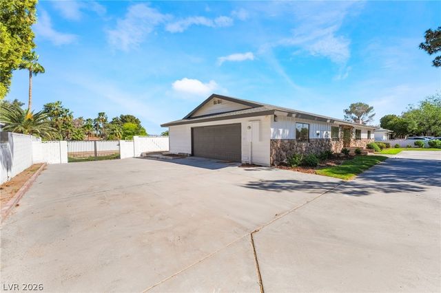 5574 South Mojave Road, Las Vegas, NV 89120