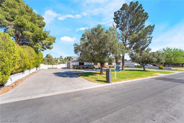 5574 South Mojave Road, Las Vegas, NV 89120