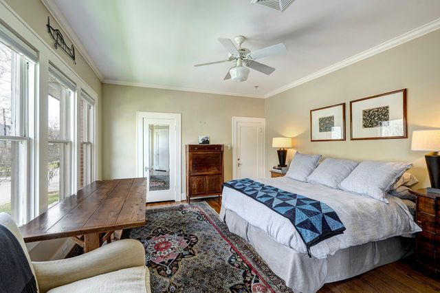 1902 Bolsover Street, Houston, TX 77005