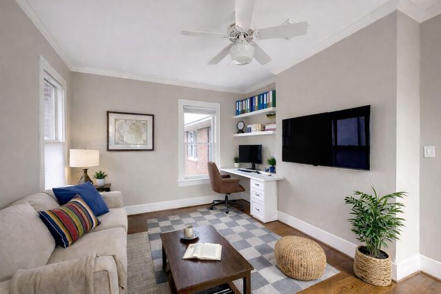 1902 Bolsover Street, Houston, TX 77005