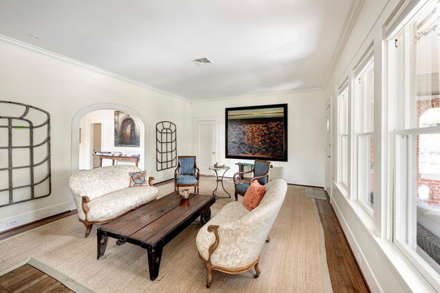 1902 Bolsover Street, Houston, TX 77005