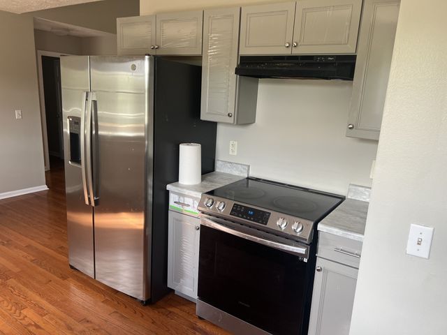 1175 Gardendale Dr, Murfreesboro, TN 37130