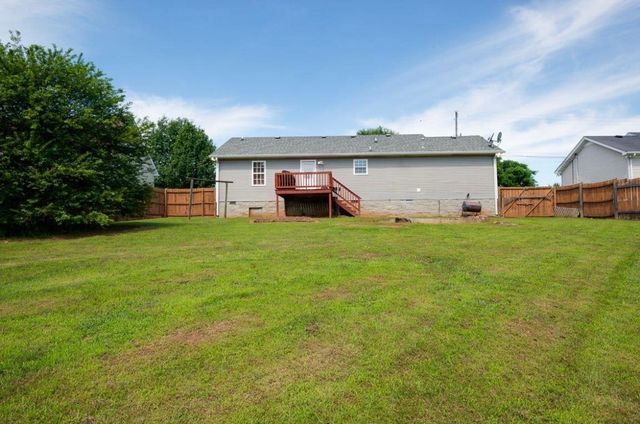 1175 Gardendale Dr, Murfreesboro, TN 37130