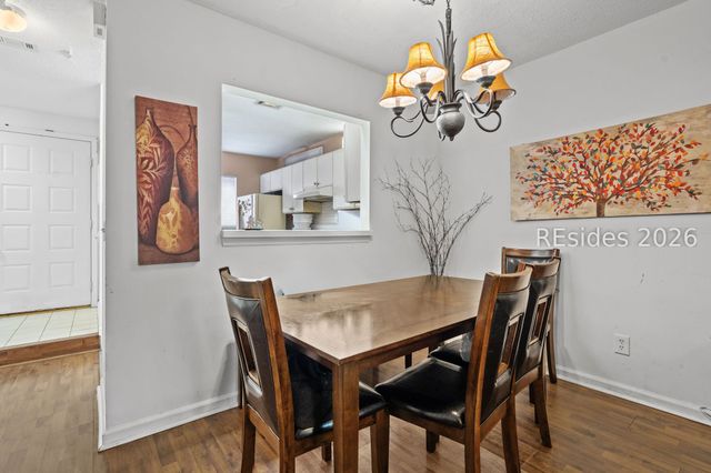 96 Mathews Dr Apt 106, Hilton Head Island, SC 29926