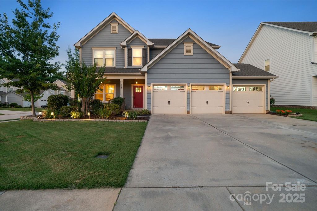 305 Redberry Court, York, SC 29745