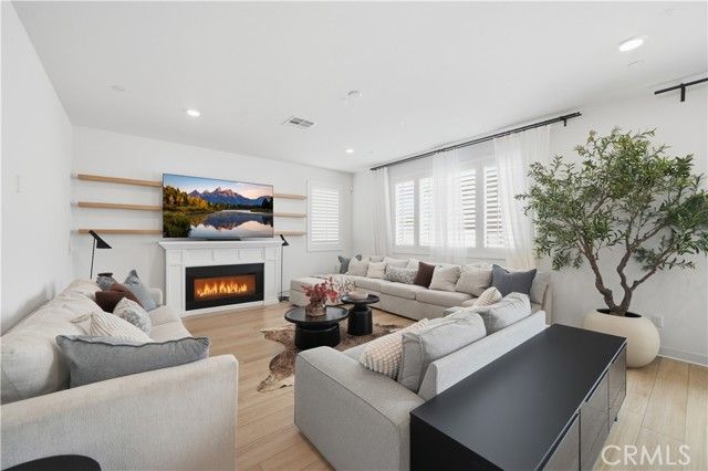 30994 Douglas Crest, Menifee, CA 92584