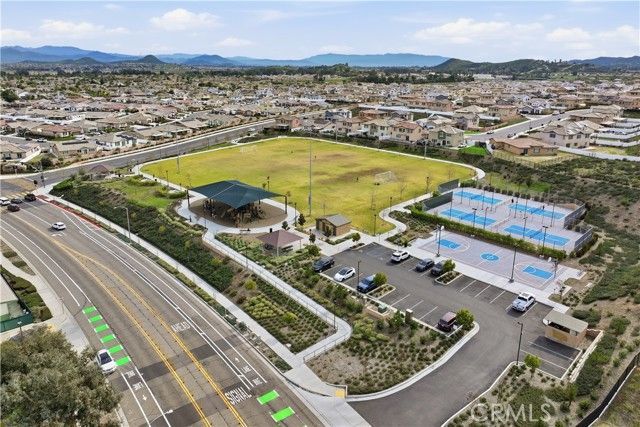 30994 Douglas Crest, Menifee, CA 92584