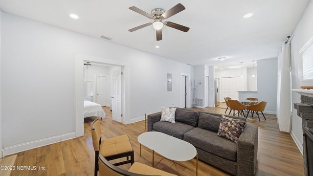 2069 W 14TH Street, Jacksonville, FL 32209