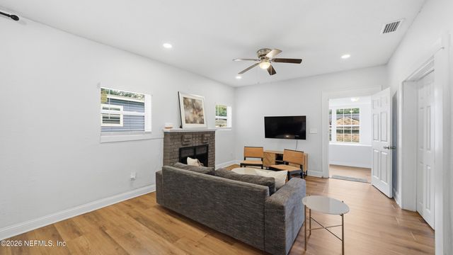 2069 W 14TH Street, Jacksonville, FL 32209