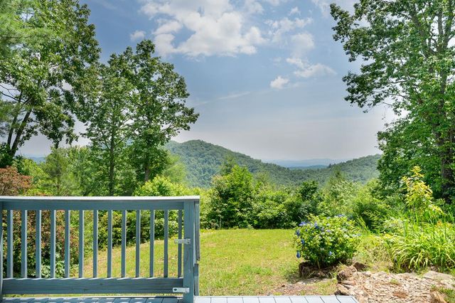 330 Ravens Gap Road, Murphy, NC 28906