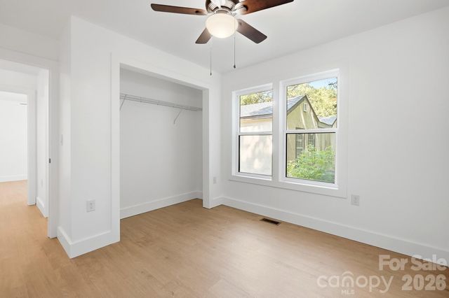 2204 Rozzelles Ferry Road, Charlotte, NC 28208