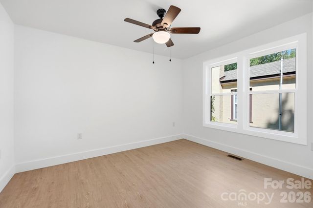 2204 Rozzelles Ferry Road, Charlotte, NC 28208