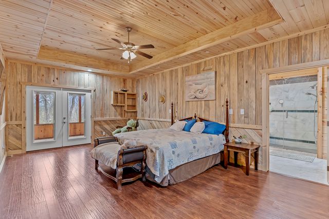 4978 S 11th Road, Aldrich, MO 65601