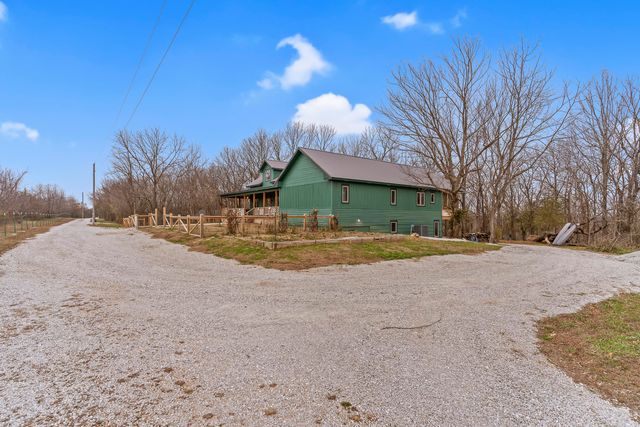 4978 S 11th Road, Aldrich, MO 65601