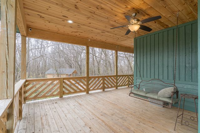 4978 S 11th Road, Aldrich, MO 65601