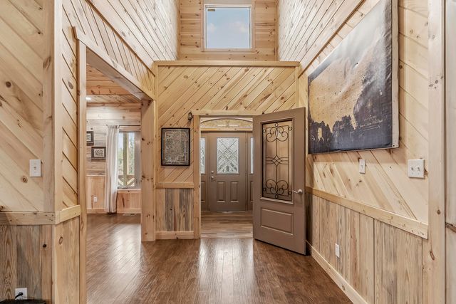 4978 S 11th Road, Aldrich, MO 65601