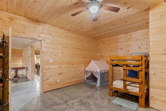 4978 S 11th Road, Aldrich, MO 65601