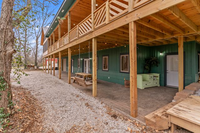 4978 S 11th Road, Aldrich, MO 65601