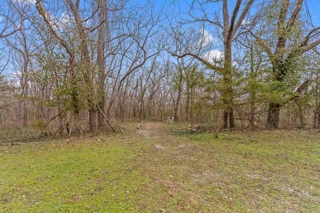 4978 S 11th Road, Aldrich, MO 65601