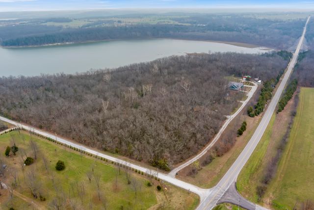 4978 S 11th Road, Aldrich, MO 65601