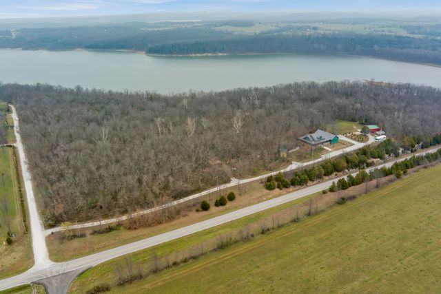 4978 S 11th Road, Aldrich, MO 65601