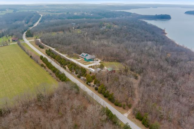 4978 S 11th Road, Aldrich, MO 65601