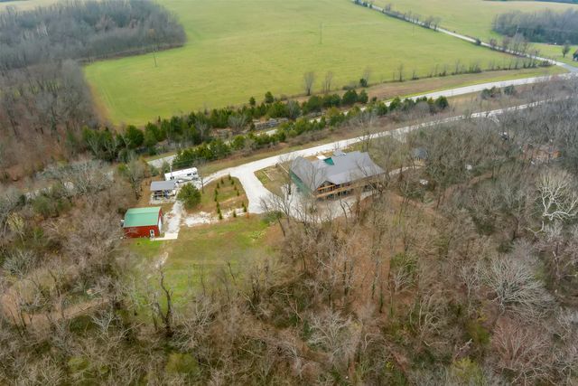 4978 S 11th Road, Aldrich, MO 65601