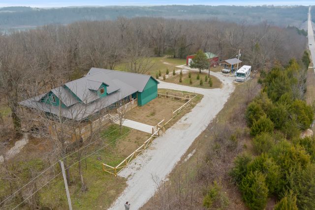 4978 S 11th Road, Aldrich, MO 65601