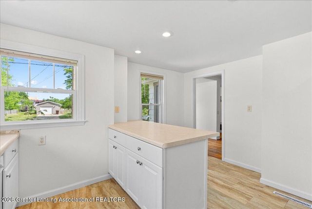 427 Center Street, Mason, MI 48854