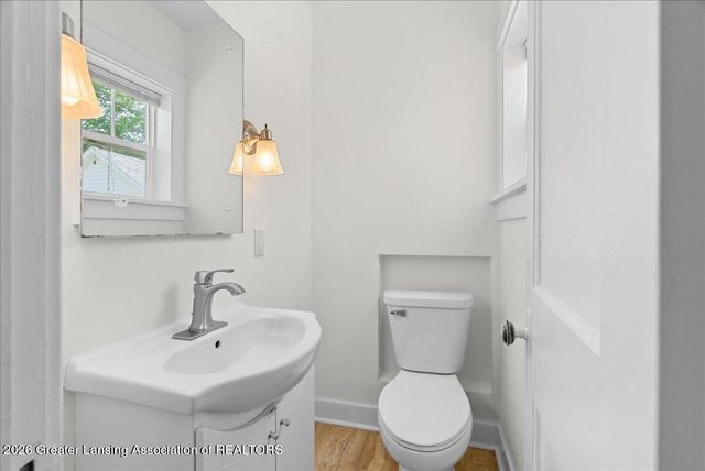 427 Center Street, Mason, MI 48854