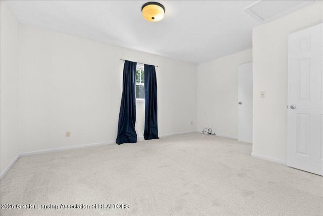 427 Center Street, Mason, MI 48854