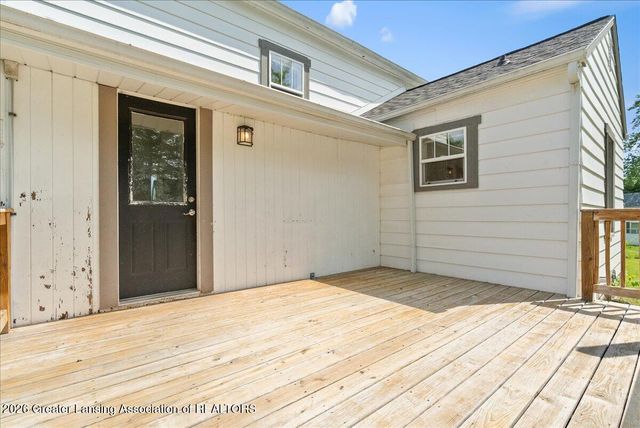 427 Center Street, Mason, MI 48854