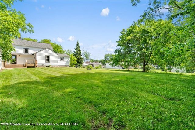 427 Center Street, Mason, MI 48854