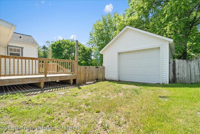 427 Center Street, Mason, MI 48854