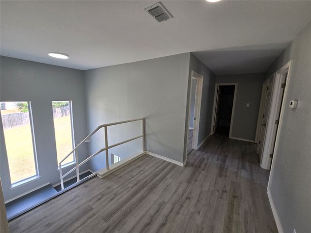 4001 Crescent Valley Circle, Denison, TX 75020