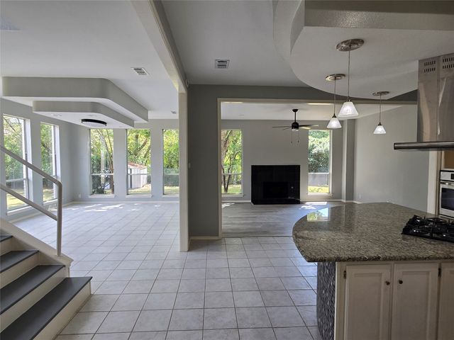 4001 Crescent Valley Circle, Denison, TX 75020