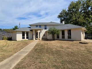 4001 Crescent Valley Circle, Denison, TX 75020