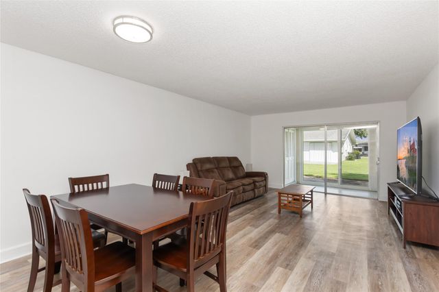 8551 NW 11th St B163, Plantation, FL 33322