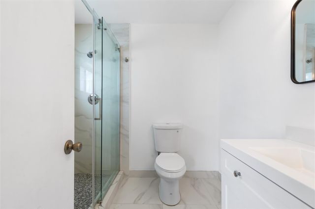 8551 NW 11th St B163, Plantation, FL 33322