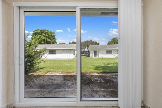8551 NW 11th St B163, Plantation, FL 33322