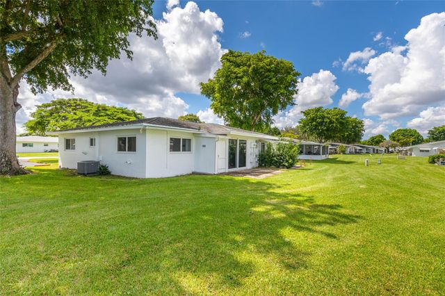 8551 NW 11th St B163, Plantation, FL 33322