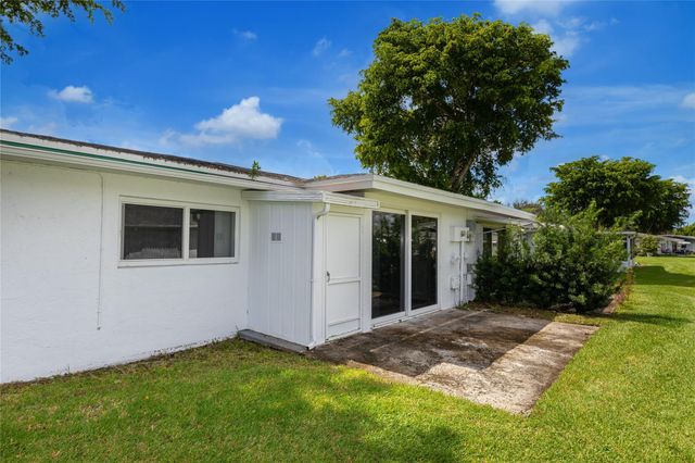 8551 NW 11th St B163, Plantation, FL 33322