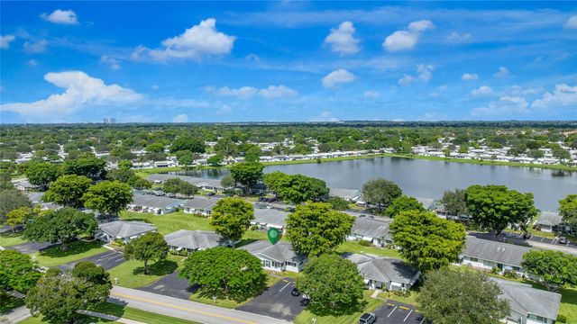 8551 NW 11th St B163, Plantation, FL 33322