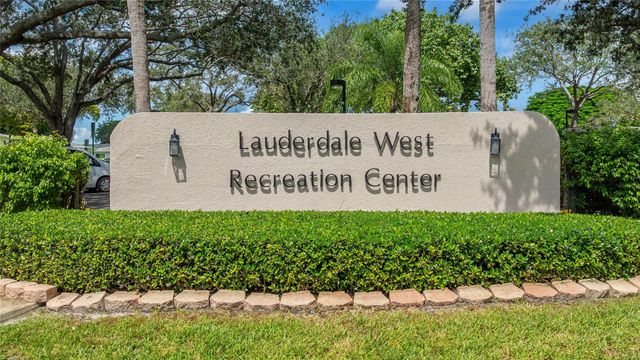 8551 NW 11th St B163, Plantation, FL 33322